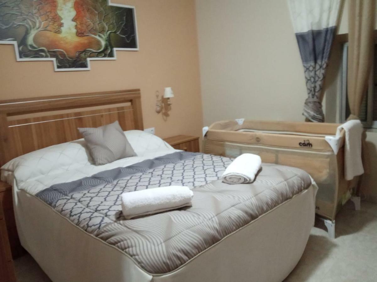 Apartamento Turistico La Victoria Trujillo Exterior foto